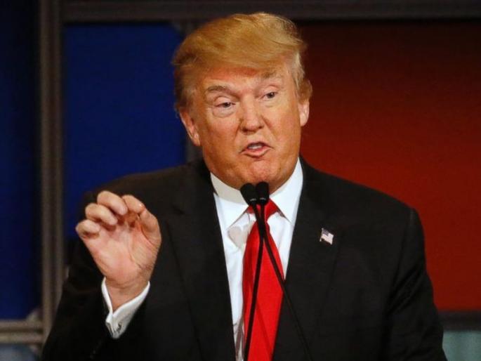 Donald Trump looses majority; keys in democrates hands | डोनाल्ड ट्रम्प यांच्यावर नामुष्की; रिमोट डेमॉक्रेटीकच्या हाती Donald Trump looses majority; keys in democrates hands | डोनाल्ड ट्रम्प यांच्यावर नामुष्की; रिमोट डेमॉक्रेटीकच्या हाती