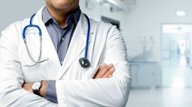 120 doctors refused service due to non-receipt of covid allowance | कोविड भत्ता मिळत नसल्याने १२० डॉक्टरांचा सेवेस नकार 120 doctors refused service due to non-receipt of covid allowance | कोविड भत्ता मिळत नसल्याने १२० डॉक्टरांचा सेवेस नकार