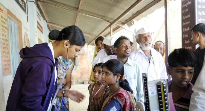 Shocking; Jobs for 600 nurses in Maharashtra will stop from August 31 | धक्कादायक; महाराष्ट्रातील सहाशे नर्सेसची नोकरी ३१ ऑगस्टपासून थांबणार Shocking; Jobs for 600 nurses in Maharashtra will stop from August 31 | धक्कादायक; महाराष्ट्रातील सहाशे नर्सेसची नोकरी ३१ ऑगस्टपासून थांबणार