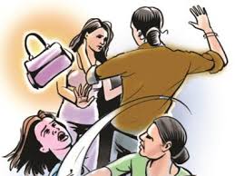 In Jalgaon city, myelakera assault on bank theft | जळगाव शहरात बक-या चोरीच्या संशयावरुन मायलेकांना मारहाण In Jalgaon city, myelakera assault on bank theft | जळगाव शहरात बक-या चोरीच्या संशयावरुन मायलेकांना मारहाण