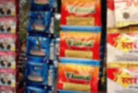 In Jalgaon, police seized gutka amount of 14 lac rupees | जळगावात पोलिसांनी १४ लाखाचा गुटखा पकडला, गुन्हा दाखल