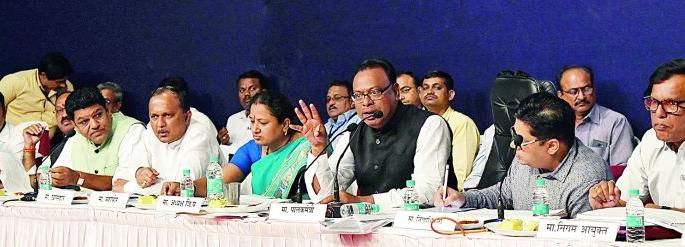 Seventh-twelth abstract of 63,6 9 2 farmers are nil in Nagpur district | नागपूर जिल्ह्यातील ६३,६९२ शेतकऱ्यांचा सातबारा कोरा Seventh-twelth abstract of 63,6 9 2 farmers are nil in Nagpur district | नागपूर जिल्ह्यातील ६३,६९२ शेतकऱ्यांचा सातबारा कोरा