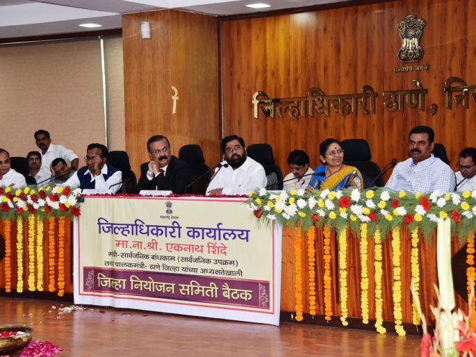 In the name of protocol BJP of Thane district - Shiv Sena's Koli Tura! | प्रोटोकॉलच्याच्या नावाखाली ठाणे जिल्ह्यातील भाजपा - शिवसेनेचा कुलगी तुरा ! In the name of protocol BJP of Thane district - Shiv Sena's Koli Tura! | प्रोटोकॉलच्याच्या नावाखाली ठाणे जिल्ह्यातील भाजपा - शिवसेनेचा कुलगी तुरा !