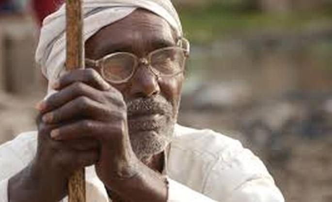 Helping farmers to resolve debt grievances! | कर्जखात्याच्या तक्रार निवारणासाठी शेतकऱ्यांना हेलपाटे!