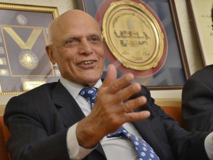 World-renowned orthopedic surgeon Ranawat passes away; took his last breath at the age of 90 | जगप्रसिद्ध ऑर्थोपेडिक सर्जन राणावत यांचे निधन; ९०व्या वर्षी घेतला अखेरचा श्वास World-renowned orthopedic surgeon Ranawat passes away; took his last breath at the age of 90 | जगप्रसिद्ध ऑर्थोपेडिक सर्जन राणावत यांचे निधन; ९०व्या वर्षी घेतला अखेरचा श्वास