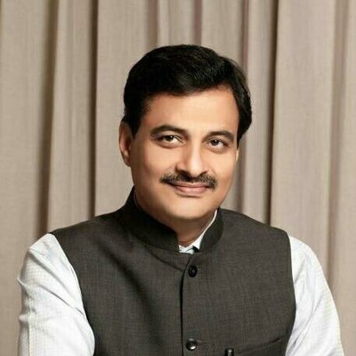 Start the work of field roads! - Guardian Minister wrote letter | शेतरस्त्यांची कामे सुरू करा! - पालकमंत्र्यांचे रोहयो विभागाला पत्र Start the work of field roads! - Guardian Minister wrote letter | शेतरस्त्यांची कामे सुरू करा! - पालकमंत्र्यांचे रोहयो विभागाला पत्र