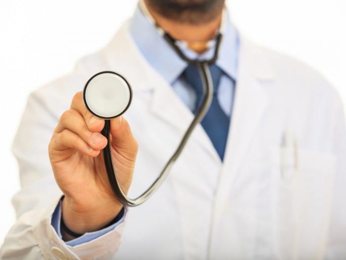 Complaint to careless doctor, complaint to Nigdi police station | निष्काळजी डॉक्टरांवर गुन्हा, निगडी पोलीस ठाण्यात तक्रार दाखल  Complaint to careless doctor, complaint to Nigdi police station | निष्काळजी डॉक्टरांवर गुन्हा, निगडी पोलीस ठाण्यात तक्रार दाखल