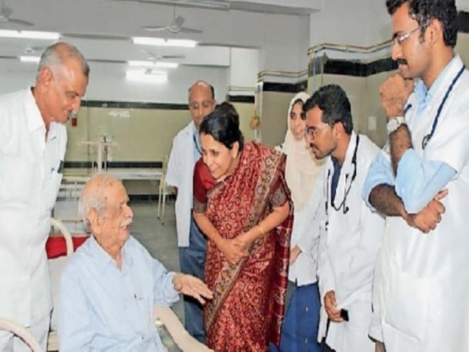 Dr. Raghunath Bhagwat: backbone of medicine dept is over ! | डॉ. रघुनाथ भागवत : मेडिसीनच्या आधारवडाचे पर्व संपले ! Dr. Raghunath Bhagwat: backbone of medicine dept is over ! | डॉ. रघुनाथ भागवत : मेडिसीनच्या आधारवडाचे पर्व संपले !