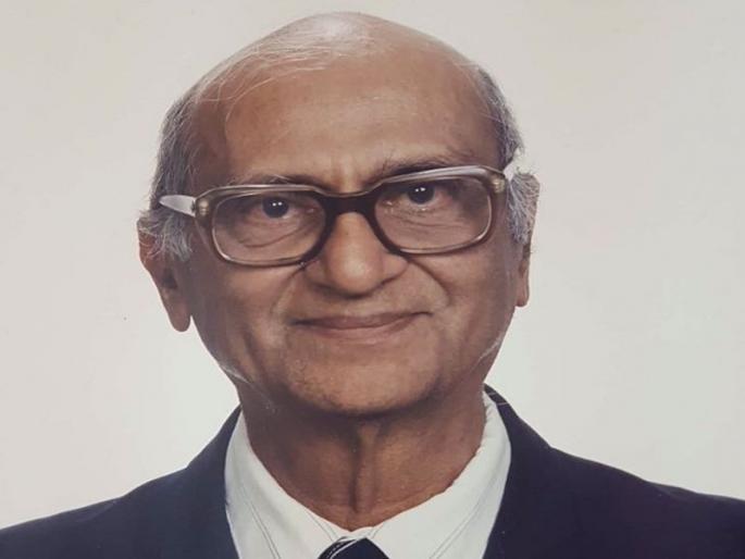 Dr. Today is the birth centenary of Neelkanth Talwalkar | डॉ. नीळकंठ तळवलकर यांची आज जन्मशताब्दी Dr. Today is the birth centenary of Neelkanth Talwalkar | डॉ. नीळकंठ तळवलकर यांची आज जन्मशताब्दी