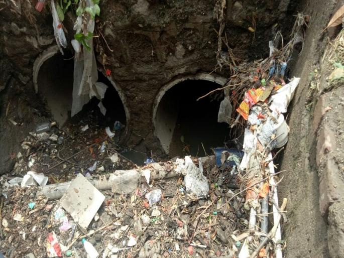 One dies in drill in Aurangabad; Deputy Commissioner Suspended | औरंगाबादमध्ये नाल्यात बुडून एकाचा मृत्यू; मनपा उपायुक्त निलंबीत One dies in drill in Aurangabad; Deputy Commissioner Suspended | औरंगाबादमध्ये नाल्यात बुडून एकाचा मृत्यू; मनपा उपायुक्त निलंबीत