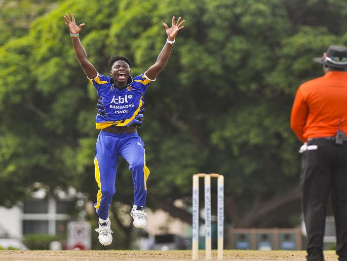 CPL 2019: Dominic Drakes is the highest score by a number 11 batsman in T20 history, which includes over 8000 matches | CPL 2019 : विंडीजच्या 21 वर्षीय खेळाडूची कमाल; 11 व्या क्रमांकावर येऊन उडवली धमाल