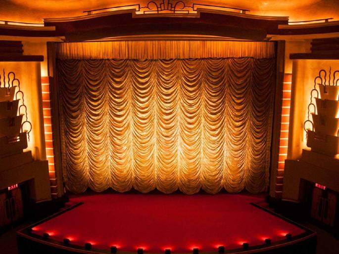 Will it be expensive for Mumbaikars to watch dramas and movies? Proposal of theater tax hike by municipality | मुंबईकरांचे नाटक, सिनेमा पाहणे महागणार? पालिकेकडून रंगभूमी करवाढीचा प्रस्ताव Will it be expensive for Mumbaikars to watch dramas and movies? Proposal of theater tax hike by municipality | मुंबईकरांचे नाटक, सिनेमा पाहणे महागणार? पालिकेकडून रंगभूमी करवाढीचा प्रस्ताव