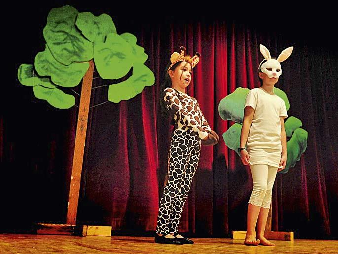 Children's extraordinary thinking to reduce pollution | पेपर-खोका, सुतळी-बोका!