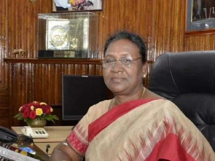 new President of india draupadi murmu Their modesty sensitivity felt | राष्ट्रपतींना नाही बडेजाव; त्यांची विनम्रता, संवेदनशीलता भावणारी
