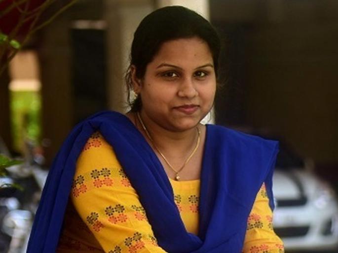 Local marathon will run in Mumbai Marathon | लोकल अपघातातील द्रविता धावणार मुंबई मॅरेथॉनमध्ये Local marathon will run in Mumbai Marathon | लोकल अपघातातील द्रविता धावणार मुंबई मॅरेथॉनमध्ये