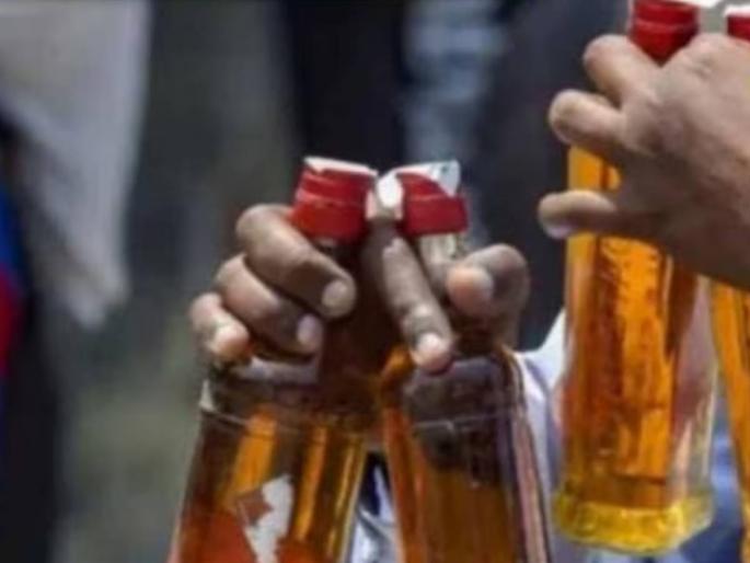 viral news two drunk man married each other telangana | अरे बापरे! दारुच्या नशेत तरुणाने मित्राशीच केले लग्न, सासरी पोहोचल्यानंतर सारेच झाले अवाक् viral news two drunk man married each other telangana | अरे बापरे! दारुच्या नशेत तरुणाने मित्राशीच केले लग्न, सासरी पोहोचल्यानंतर सारेच झाले अवाक्