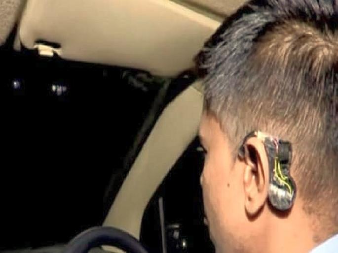 nagpur gaurav sawalakhe develops alarm device which will helpful to driver while driving | वाहन चालवताना डुलकी लागताच 'हे' डिव्हाइस देणार आलार्म; अपघात रोखण्यास मिळणार मदत