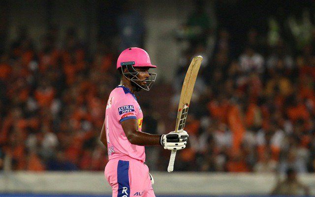 Without giving a single match, this player was given a dugout from the Indian team | एकही सामना न खेळवता 'या' खेळाडूला दिला भारतीय संघातून डच्चू