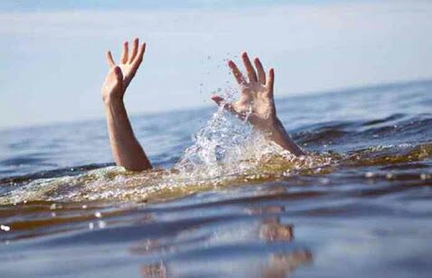 The end of both drowning in the Mukne dam; Success in saving one | मुकणे धरणात बुडून दोघांचा अंत; एकाला वाचवण्यात यश