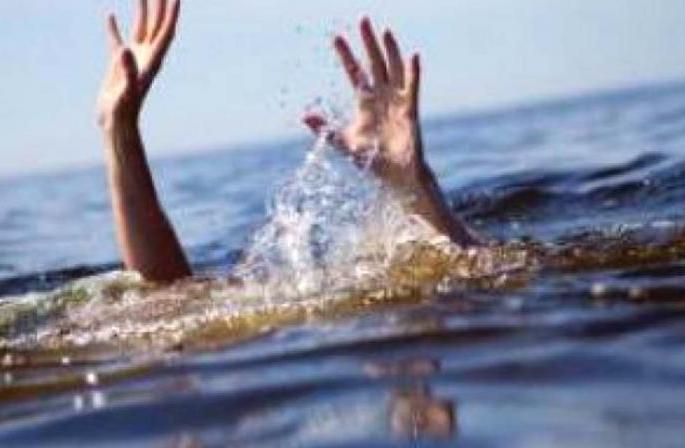 Schoolboy drowns in farm lake in Nagpur | नागपुरात शाळकरी मुलाचा शेततळ्यात बुडून मृत्यू Schoolboy drowns in farm lake in Nagpur | नागपुरात शाळकरी मुलाचा शेततळ्यात बुडून मृत्यू