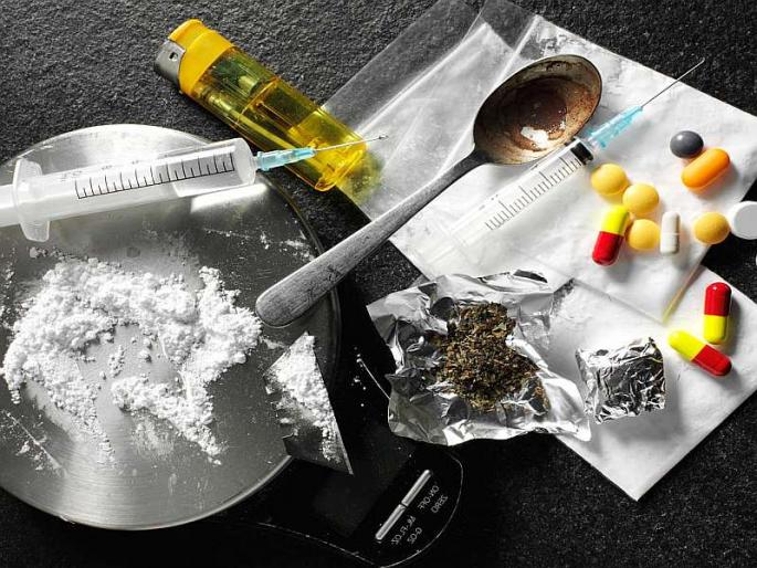 Four crore MDs were recovered from Purandar while raw material worth Rs 3 crore was seized; Performance of ATS | पुरंदरमधून चार कोटींचे एमडी तर ८० कोटींचा कच्चा माल जप्त; एटीएसची कामगिरी Four crore MDs were recovered from Purandar while raw material worth Rs 3 crore was seized; Performance of ATS | पुरंदरमधून चार कोटींचे एमडी तर ८० कोटींचा कच्चा माल जप्त; एटीएसची कामगिरी