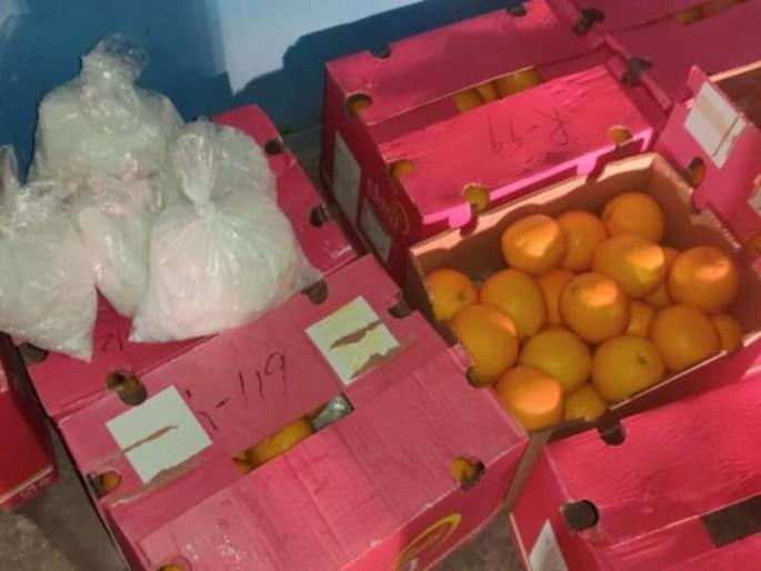 drugs worth 1476 crores in orange truck action of central system in navi mumbai | संत्र्याच्या ट्रकमध्ये १४७६ कोटींचे ड्रग्ज; केंद्रीय यंत्रणेची नवी मुंबईत कारवाई drugs worth 1476 crores in orange truck action of central system in navi mumbai | संत्र्याच्या ट्रकमध्ये १४७६ कोटींचे ड्रग्ज; केंद्रीय यंत्रणेची नवी मुंबईत कारवाई