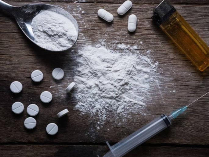 Drug factory in Karjat under the guise of goat farming | शेळीपालनाच्या नावाने ड्रग्ज कारखाना; फार्म हाऊसची पोलिस घेणार झाडाझडती Drug factory in Karjat under the guise of goat farming | शेळीपालनाच्या नावाने ड्रग्ज कारखाना; फार्म हाऊसची पोलिस घेणार झाडाझडती