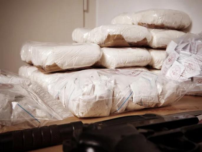 Delhi Police Seized Cocaine: worth Rs 2000 crore, second in a week | दिल्ली पोलिसांची मोठी कारवाई; 2000 कोटी रुपयांचे कोकेन जप्त, आठवडाभरात दुसरी कारावई Delhi Police Seized Cocaine: worth Rs 2000 crore, second in a week | दिल्ली पोलिसांची मोठी कारवाई; 2000 कोटी रुपयांचे कोकेन जप्त, आठवडाभरात दुसरी कारावई