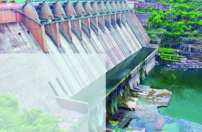 Out Of the 18 major projects in the Nagpur division, 7 dry | नागपूर विभागातील १८ मोठ्या प्रकल्पांपैकी ७ कोरडे Out Of the 18 major projects in the Nagpur division, 7 dry | नागपूर विभागातील १८ मोठ्या प्रकल्पांपैकी ७ कोरडे