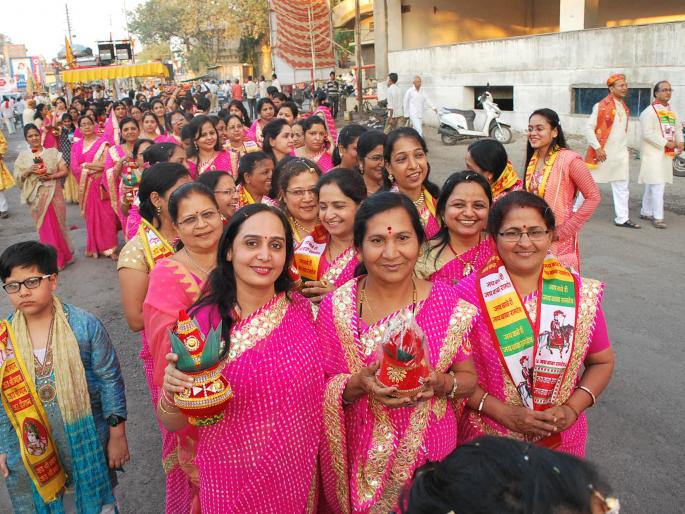 procession of ramdevbaba-shambaba in Akola | ‘हारे का सहारा -शाम हमारा’ च्या जयघोषाने दुमदुमली राजेश्वर नगरी