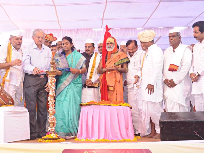 Inclusion in the Education of Saint Literature Required: Subhash Desai | संत साहित्याचा शिक्षणात समावेश आवश्यक : सुभाष देसाई Inclusion in the Education of Saint Literature Required: Subhash Desai | संत साहित्याचा शिक्षणात समावेश आवश्यक : सुभाष देसाई