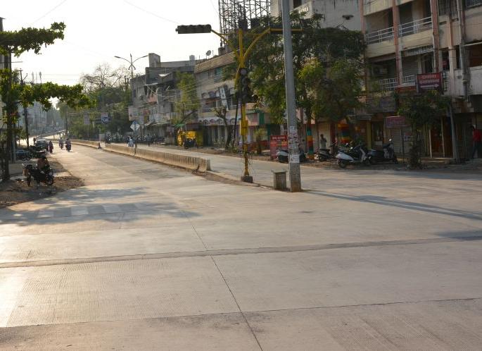 'Lockdown' till March 8 in Akala, Murtijapur, Akat | अकाेला, मूर्तिजापूर, अकाेट शहरात ८ मार्चपर्यंत ‘लॉकडाऊन’