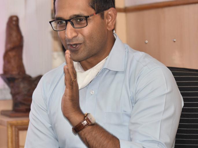 Look at the strained India-China relationship as an opportunity: Chetan Narake | भारत-चीनचे ताणलेल्या सबंधाकडे संधी म्हणून पहा :चेतन नरके Look at the strained India-China relationship as an opportunity: Chetan Narake | भारत-चीनचे ताणलेल्या सबंधाकडे संधी म्हणून पहा :चेतन नरके