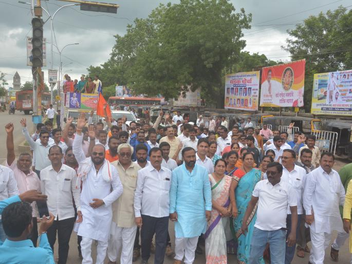 Empowering raly of Vanchit bahujan aaghadi akola | परिवर्तनासाठी ‘वंचित’ची सत्तासंपादन महारॅली! Empowering raly of Vanchit bahujan aaghadi akola | परिवर्तनासाठी ‘वंचित’ची सत्तासंपादन महारॅली!