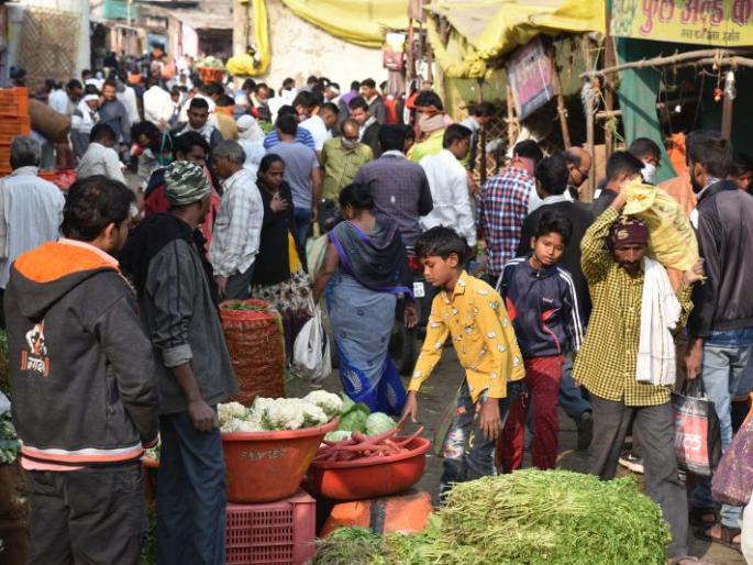 Prohibition order in the district till February 28 | अकोला जिल्ह्यात पाच पेक्षा अधिक लोकांनी एकत्र येण्यास बंदी Prohibition order in the district till February 28 | अकोला जिल्ह्यात पाच पेक्षा अधिक लोकांनी एकत्र येण्यास बंदी