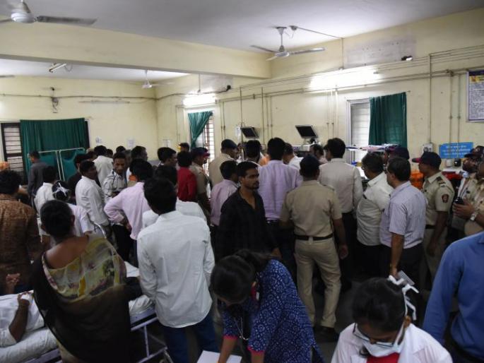 Seeing the child at the door of death father get brain hemorrhage | मृत्यूच्या दारातील मुलाला पाहताच हरपली पित्याची शुद्ध