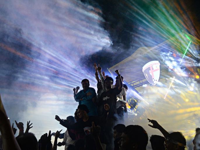 Death of youth due to DJ in Sangli, case against 11 members of Ganesh Mandal in Dudhari | सांगलीत ‘डीजे’ने तरुणाचा मृत्यू, दुधारीतील गणेश मंडळाच्या ११ जणांविरुद्ध गुन्हा Death of youth due to DJ in Sangli, case against 11 members of Ganesh Mandal in Dudhari | सांगलीत ‘डीजे’ने तरुणाचा मृत्यू, दुधारीतील गणेश मंडळाच्या ११ जणांविरुद्ध गुन्हा