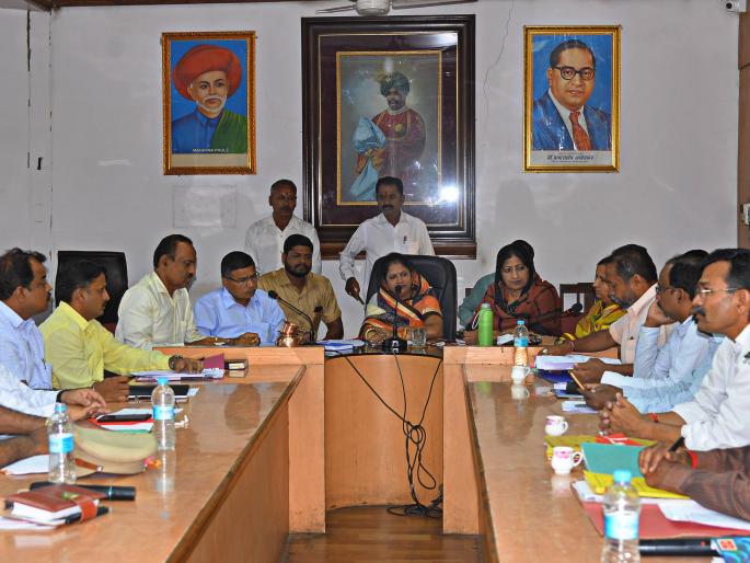 Health inspectors should work as head of the team: Commissioner Kalshetty | आरोग्य निरीक्षकांनी टीम प्रमुख म्हणून काम करावे : आयुक्त कलशेट्टी Health inspectors should work as head of the team: Commissioner Kalshetty | आरोग्य निरीक्षकांनी टीम प्रमुख म्हणून काम करावे : आयुक्त कलशेट्टी