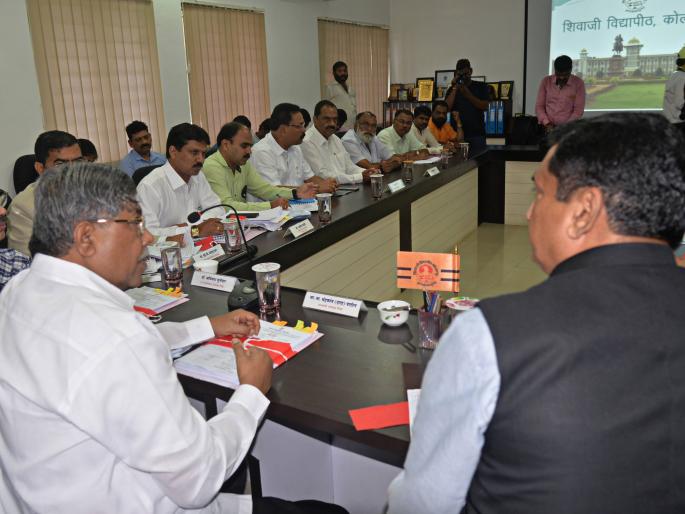 Will solve the issue of caste validity certificate of nine thousand members of the state: Chandrakant Patil | राज्यातील नऊ हजार सदस्यांचा जात वैधता प्रमाणपत्राचा प्रश्न सोडवू : चंद्रकांत पाटील Will solve the issue of caste validity certificate of nine thousand members of the state: Chandrakant Patil | राज्यातील नऊ हजार सदस्यांचा जात वैधता प्रमाणपत्राचा प्रश्न सोडवू : चंद्रकांत पाटील