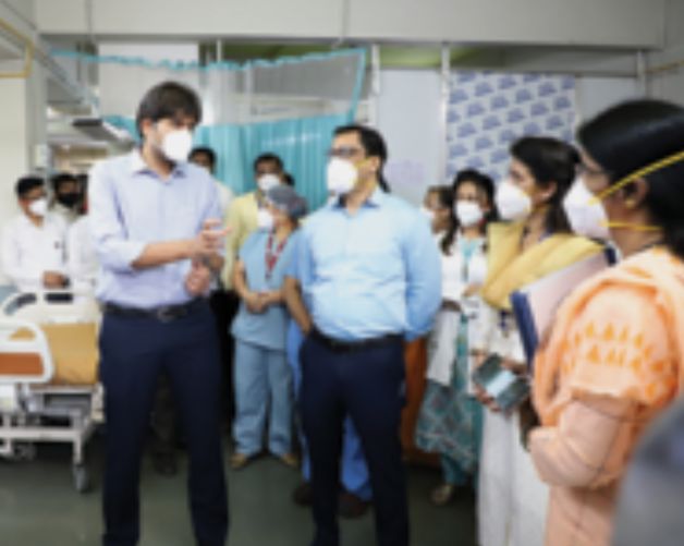 Start vaccination; Vaccinate 313 people in a single day | लसीकरणारंभ; एकाच दिवसात ३१३ जणांना लस