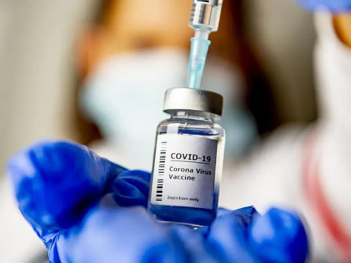 CoronaVirus South africa study suggests pfizer vaccine may only partially protect against omicron variant | Omicron Variant : कोरोनाच्या ओमायक्रॉन व्हेरिअंटवर Pfizer च्या लसीचा परिणाम फारच कमी, लॅब टेस्टचा मोठा खुलासा CoronaVirus South africa study suggests pfizer vaccine may only partially protect against omicron variant | Omicron Variant : कोरोनाच्या ओमायक्रॉन व्हेरिअंटवर Pfizer च्या लसीचा परिणाम फारच कमी, लॅब टेस्टचा मोठा खुलासा