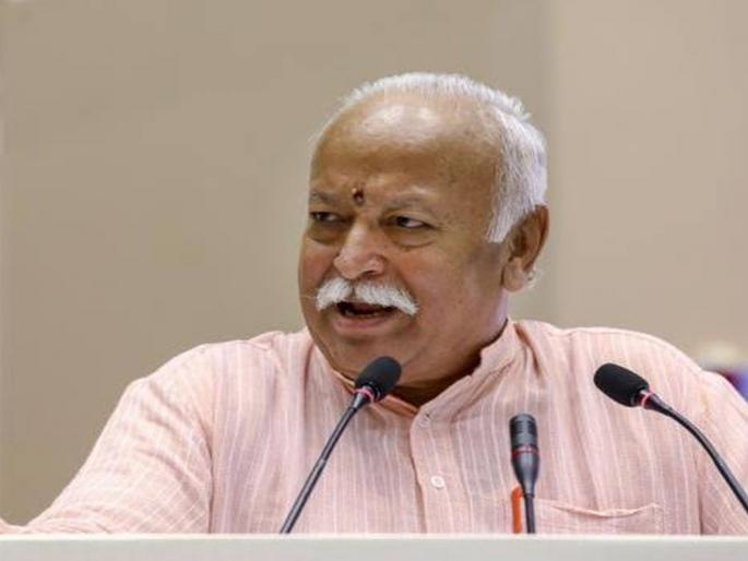 Man can become a god and also a devil: Mohan Bhagwat | माणूस देवही बनू शकतो आणि राक्षसही : मोहन भागवत Man can become a god and also a devil: Mohan Bhagwat | माणूस देवही बनू शकतो आणि राक्षसही : मोहन भागवत