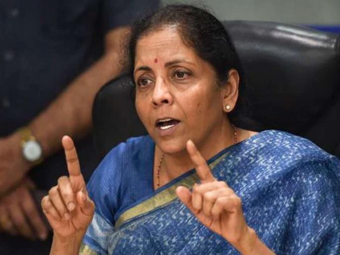 Because of Manmohan Singh and Rajan, the public banks are overwhelmed | मनमोहन सिंग, राजन यांच्यामुळेच सार्वजनिक बँका डबघाईला Because of Manmohan Singh and Rajan, the public banks are overwhelmed | मनमोहन सिंग, राजन यांच्यामुळेच सार्वजनिक बँका डबघाईला