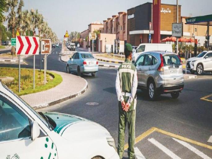 Indian and Pakistani man fight over parking in Dubai; Court deports one of them from the country | दुबईत पार्किंगवरुन भारतीय आणि पाकिस्तानी व्यक्तीचा वाद; न्यायालयाने एकाला देशातून काढले... Indian and Pakistani man fight over parking in Dubai; Court deports one of them from the country | दुबईत पार्किंगवरुन भारतीय आणि पाकिस्तानी व्यक्तीचा वाद; न्यायालयाने एकाला देशातून काढले...