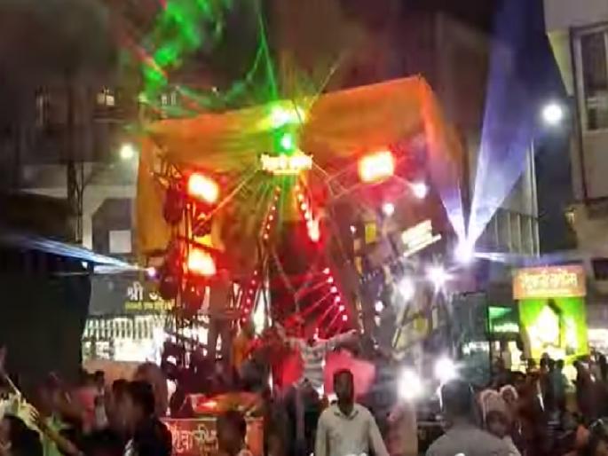Processions without permission: Cases filed against three circles in Kolhapur | विनापरवानगी मिरवणुका : कोल्हापुरातील तीन मंडळांवर गुन्हे दाखल Processions without permission: Cases filed against three circles in Kolhapur | विनापरवानगी मिरवणुका : कोल्हापुरातील तीन मंडळांवर गुन्हे दाखल