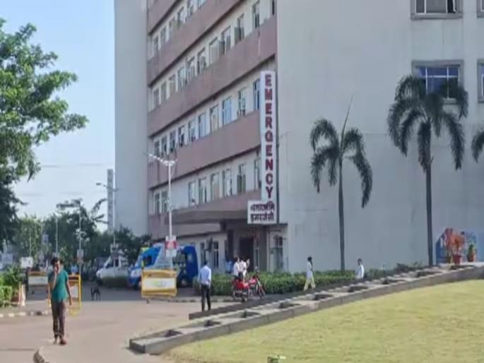 West Bengal Crime durgapur student gang rape father devastated safety questioned | शिकायला पाठवलं अन् आयुष्य उद्ध्वस्त झालं! बंगालमध्ये विद्यार्थिनीवर अत्याचार, मित्र सोडून पळाला West Bengal Crime durgapur student gang rape father devastated safety questioned | शिकायला पाठवलं अन् आयुष्य उद्ध्वस्त झालं! बंगालमध्ये विद्यार्थिनीवर अत्याचार, मित्र सोडून पळाला