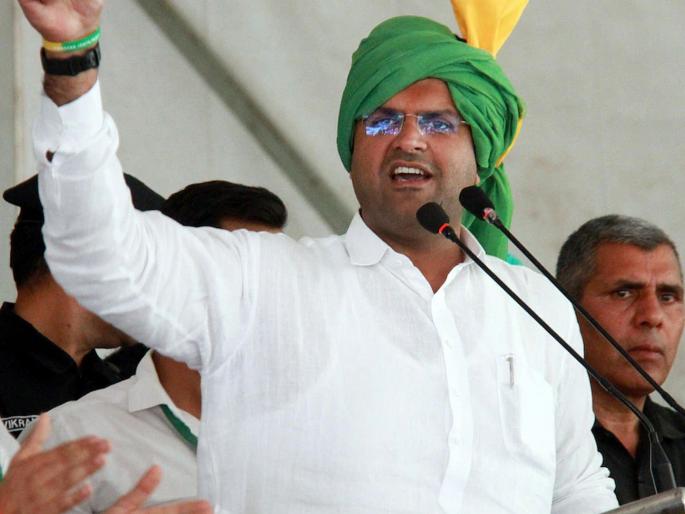 Haryana Assembly Election 2024: MLAs leave support, challenge to party's existence, Dushyant Chautala's big statement about BJP entry, said... | आमदारांनी सोडली साथ, पक्षाच्या अस्तित्वासमोर आव्हान, भाजपा प्रवेशाबाबत दुष्यंत चौटालांचं मोठं विधान, म्हणाले... Haryana Assembly Election 2024: MLAs leave support, challenge to party's existence, Dushyant Chautala's big statement about BJP entry, said... | आमदारांनी सोडली साथ, पक्षाच्या अस्तित्वासमोर आव्हान, भाजपा प्रवेशाबाबत दुष्यंत चौटालांचं मोठं विधान, म्हणाले...
