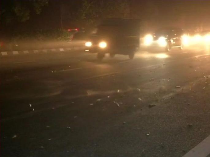 live updates of dust storm in delhi haryana uttar pradesh and north india | LIVE: धुळीचं वादळ दिल्लीत धडकलं; उत्तर भारतात हाय अलर्ट live updates of dust storm in delhi haryana uttar pradesh and north india | LIVE: धुळीचं वादळ दिल्लीत धडकलं; उत्तर भारतात हाय अलर्ट