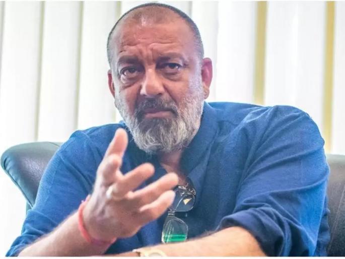Sanjay dutt to finish dubbing for sadak 2 before going for lung cancer treatment | कॅन्सरवरील उपचारासाठी परदेशात जाण्यापूर्वी संजय दत्त पूर्ण करणार 'हे' काम Sanjay dutt to finish dubbing for sadak 2 before going for lung cancer treatment | कॅन्सरवरील उपचारासाठी परदेशात जाण्यापूर्वी संजय दत्त पूर्ण करणार 'हे' काम