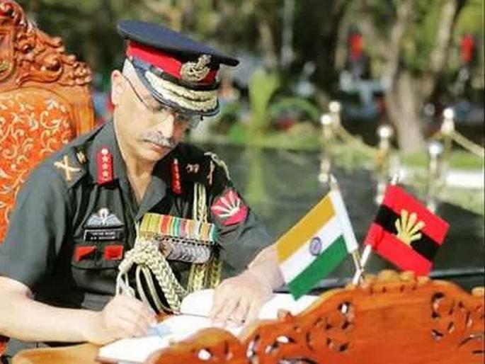 Defense forces now in the hands of three friends | संरक्षण दलाची वज्रमुठ आता तीन मित्रांच्या हाती